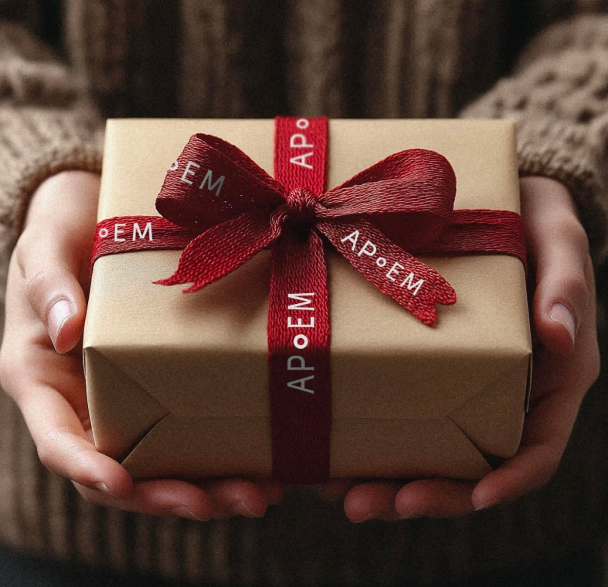 A Radiant New Year: Start Your Skincare Journey with APoEM