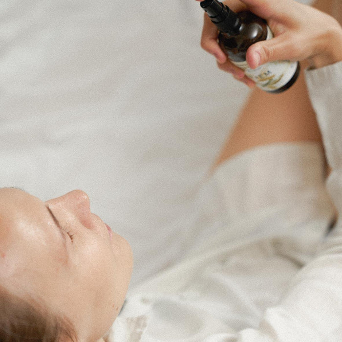 Face oils vs serums Face oils vs serums Face oils - APoEM